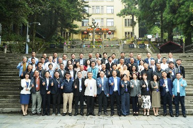合聚成峰,齐心致远丨海格电气2024核心代理商大会暨新产品发布会圆满落幕 合聚成峰,齐心致远丨海格电气2024核心代理商大会暨新产品发布会圆满落幕(图8)